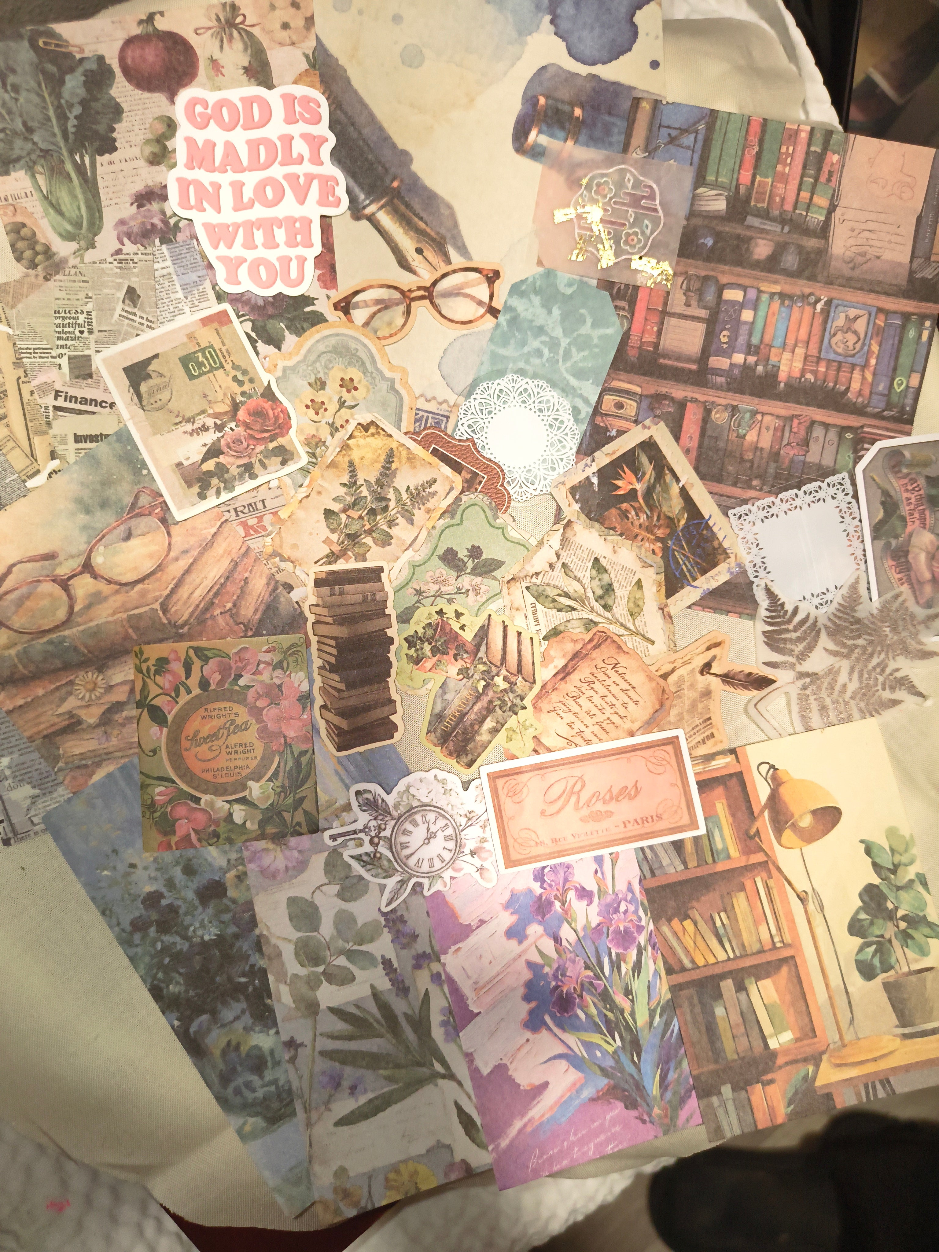 Ephemera pack.